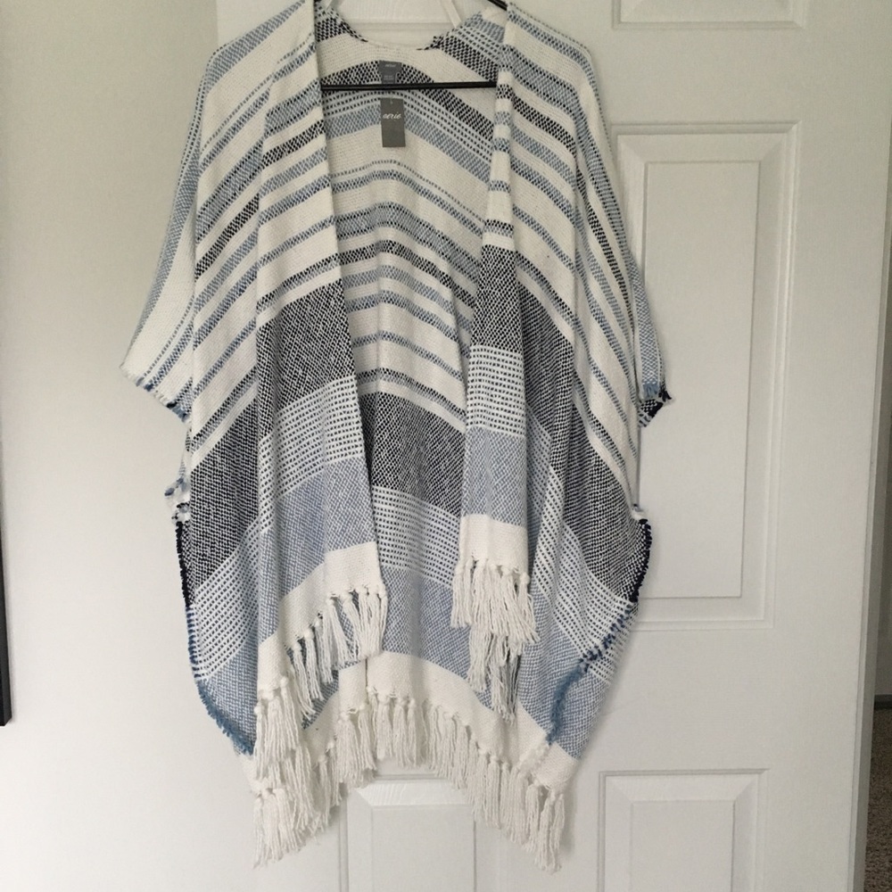 NEW Aerie Poncho